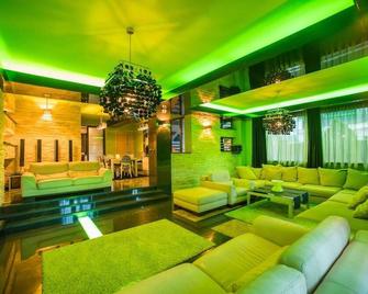 Simple Rooms Self Check In - Bucarest - Lounge