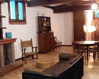Pompei Rooms and Apartment - Pompeya - Sala de estar