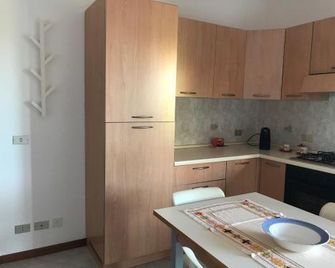 Casavacanze estate 2 - San Benedetto del Tronto - Küche