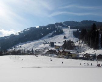 Hotel Kristall - Grossarl - Building