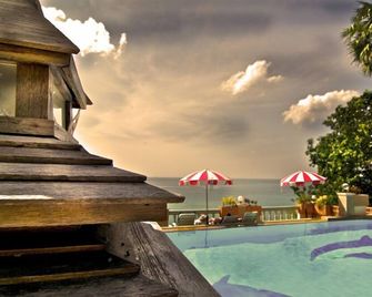 Baan Karon Hill Phuket Resort - Karon - Pool