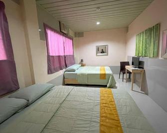 Bnt Inn - Lapu-Lapu City - Bedroom