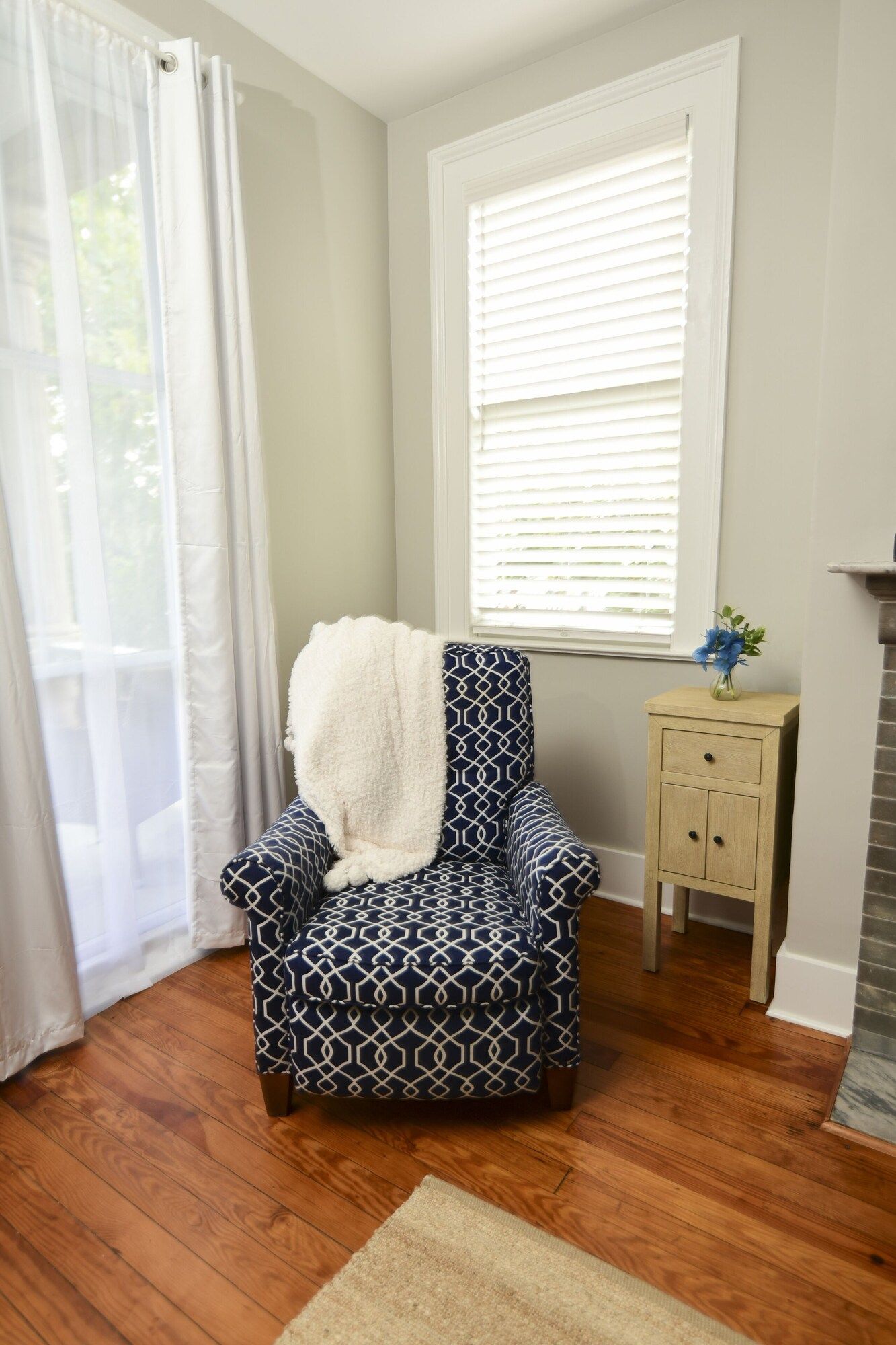 Room amenity view of 607 Bay Inn Downtown Beaufort