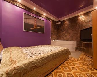 Hostel City Life - Tyumen - Bedroom