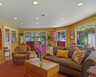 Svendsgaard's Inn - Carmel-by-the-Sea - Lobby