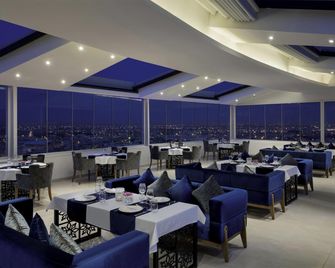 Mövenpick Hotel Qassim - Buraydah - Restaurace