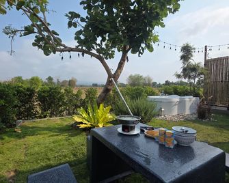 Infield view na - Nakhon Nayok - Patio