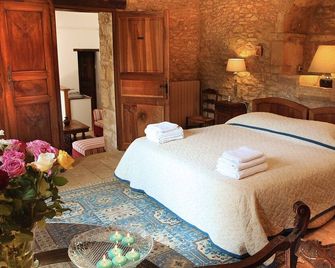 Chambre D'hôtes La Rossillonie - Beynac-et-Cazenac - Habitación