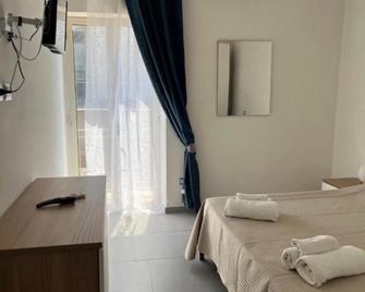 Le zagare - Palagiano - Schlafzimmer