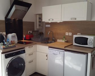 Le Mas Romantique - Sénas - Cocina