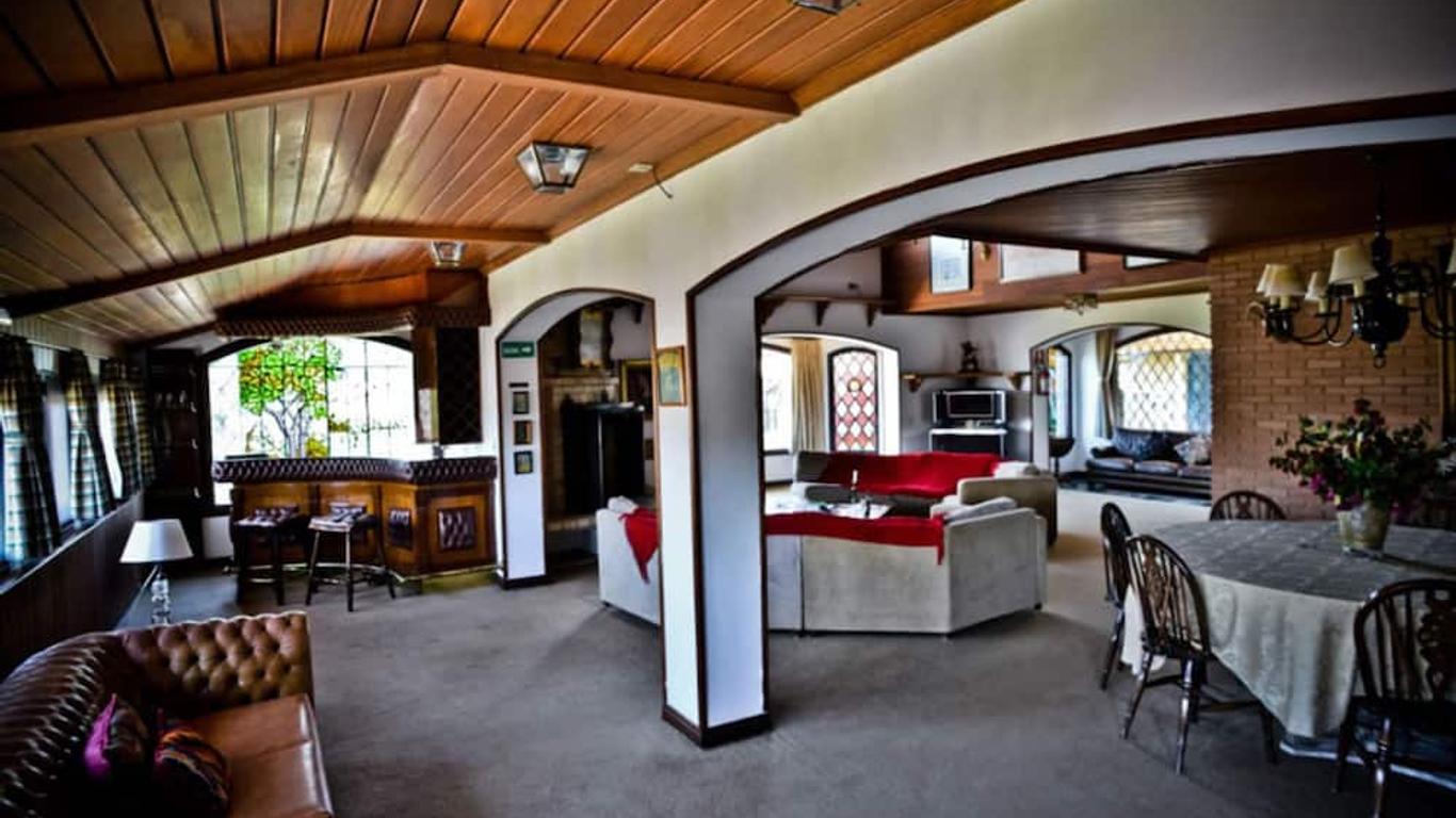 Hotel Castelo Nacional Inn Campos do Jordão