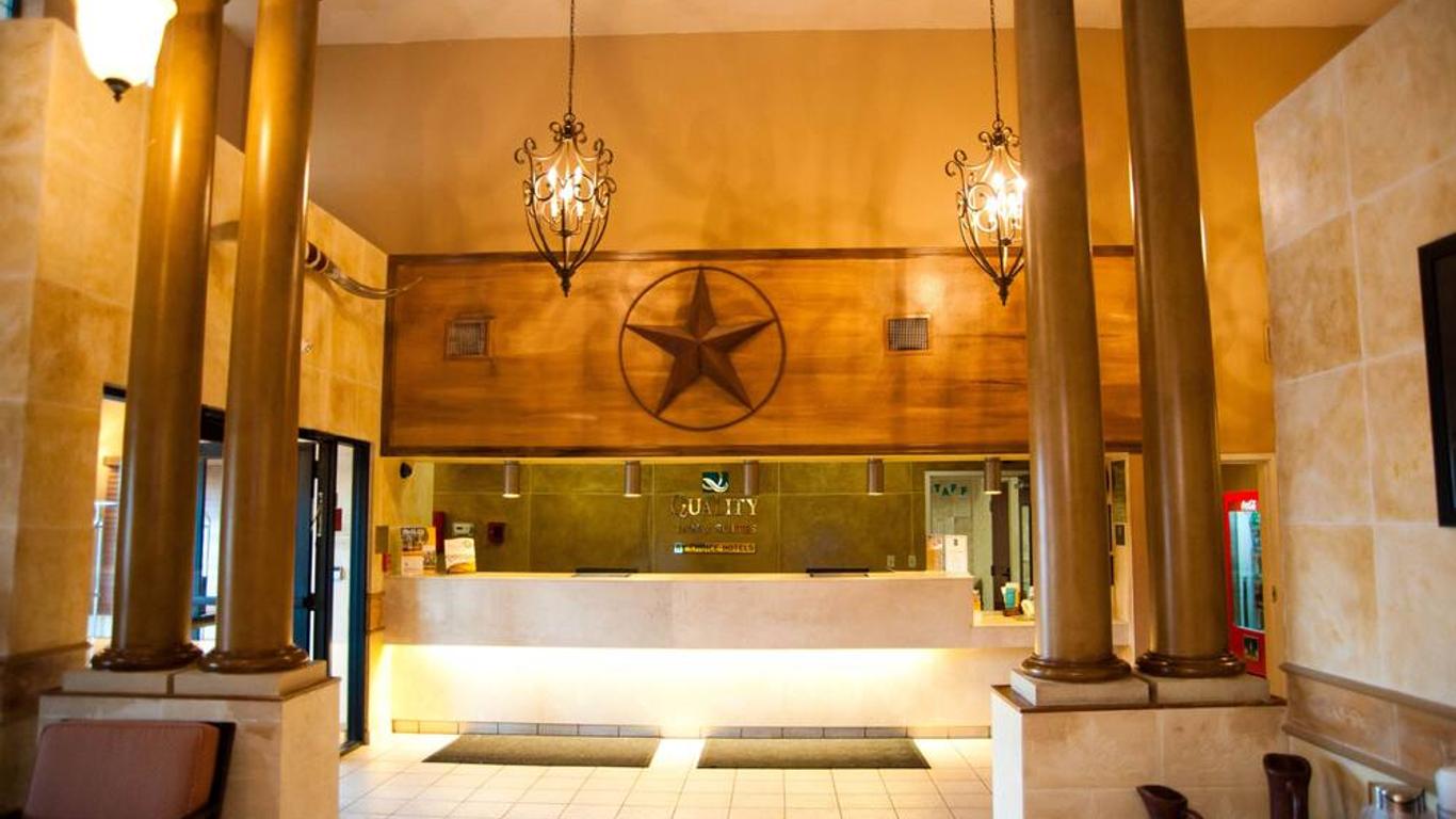 Quality Inn & Suites Austin Airport