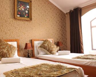 Green House Hostel - Dushanbe - Bedroom