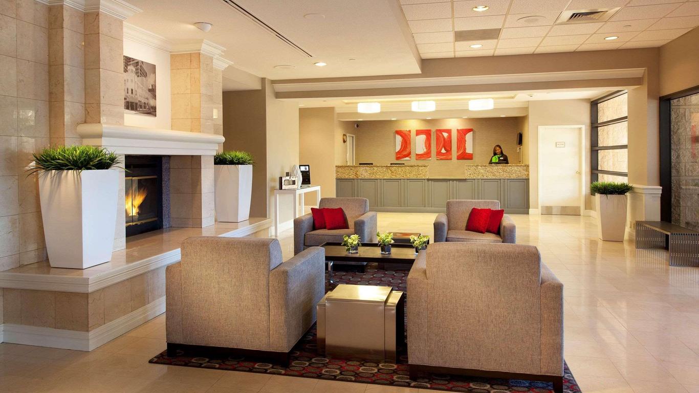 Radisson Hotel Phoenix Airport, Phoenix, AZ