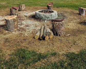 My Happy Place - Farm Near The Ark - Williamstown - Restaurant