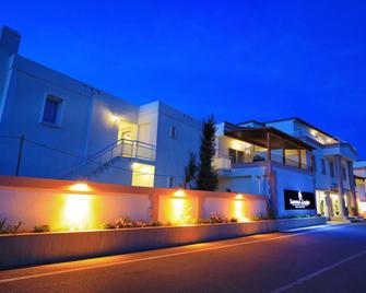 Summer Garden Suites Beach Hotel - Bitez - Edificio