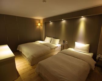 남원 리버호텔 - 남원 - 침실