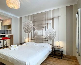 Hôtel le Florian - קאן - חדר שינה