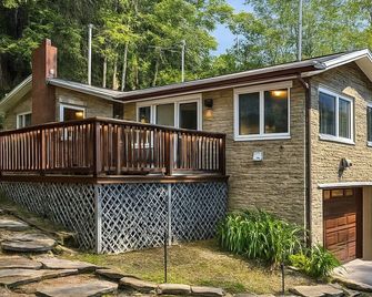 Free 50 Amp Ev Charger Modern New, Hottub, A/C, Webber Grill, 2 Decks, Firepit - Fleischmanns - Edificio