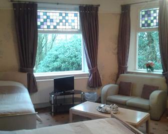 Oakfield Lodge Guest House Stockport - Stockport - Living room