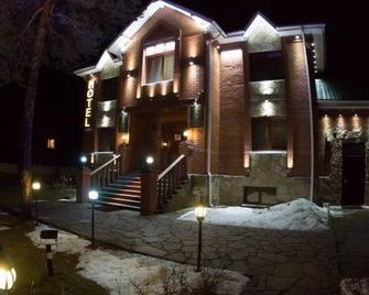 Ekaterininskij Dvor Hotel - Surgut - Building