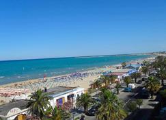 spacious apartment near the sea and the center - San Benedetto del Tronto - Beach