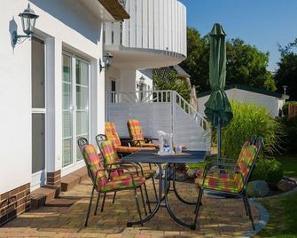 Magister Wigbold 12 - Zingst - Innenhof