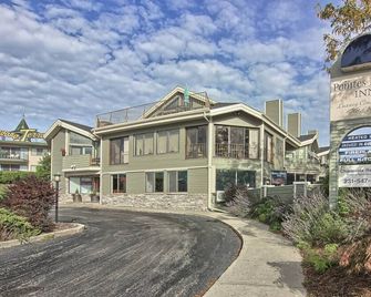 108 Pointes North | Downtown | Fireplace | Pet Friendly | Indoor/Outdoor Pool - Charlevoix - Building