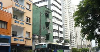 Hostel Vergueiro - São Paulo - Edificio