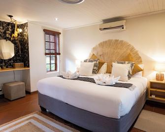 Braai Safaris Lodge - Hoedspruit - Yatak Odası