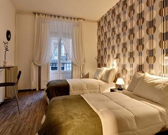 Hostal Gala - Madrid - Bedroom