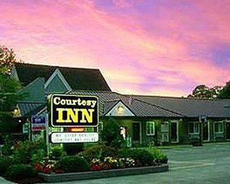 Courtesy Inn Downtown Eugene - Eugene - Building