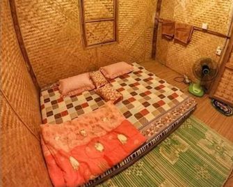 Baan Aingdoi Homestay - Chiang Dao - Bedroom