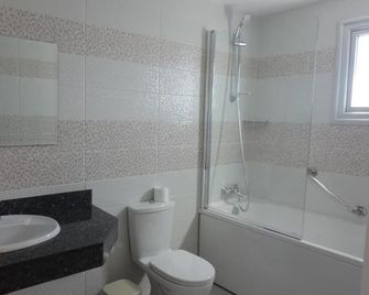 Corfu Hotel - Ayia Napa - Bathroom