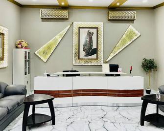 Daraysh Hotel - Dhaid - Front desk