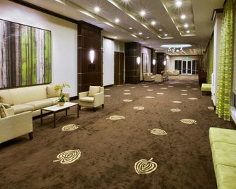 Hilton Garden Inn Raleigh-Cary - Cary - Lobby