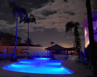 Hotel Clube Azul Do Mar - Itanhaém - Piscina