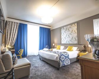 Grand Hotel Bellevue - Lille - Bedroom