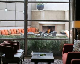 2 Stylish Rooms Near Santa Monica Beaches | Rooftop Dining, Iconic View, Pool! - Los Angeles - Hol