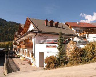 Amadeus-Micheluzzi - Serfaus - Gebäude