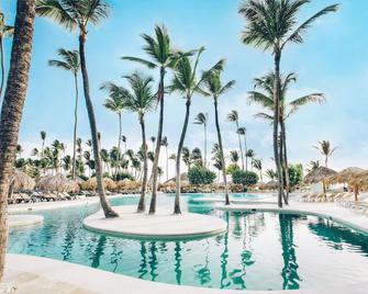 Iberostar Waves Dominicana - Punta Cana - Pool