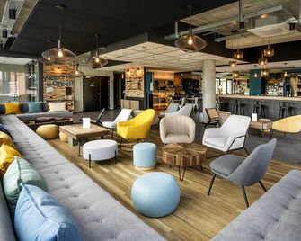 greet hotel Orthez Bearn - Orthez - Sala de estar