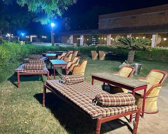 Swad Ri Dhani - Ajmer - Patio