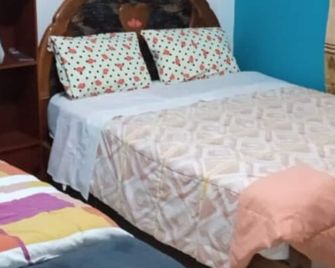 como es casa, en la ciudad de huarmey a 10 minutos de las playas - Huarmey - Habitación