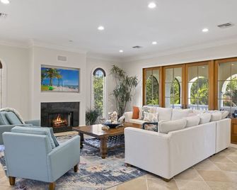 150 yards to the beach. Waterfall resort style pool, private theater and more - Captiva - Living room