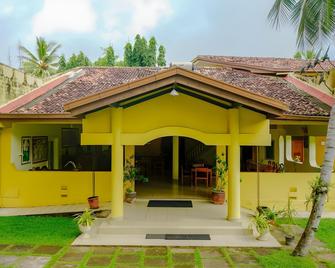 Muthumuni Ayurveda River Resort - Bentota - Toà nhà