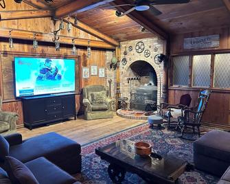 Beautiful & Spacious 7-Beds By Byui - Rexburg - Stue