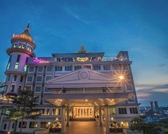 King's Hotel Nagoya Batam - Batam