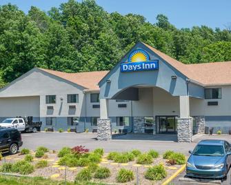 Days Inn by Wyndham Ashland - Ashland - Bâtiment