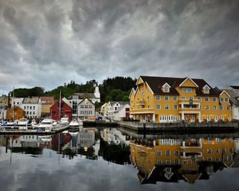 Quality Hotel Floro - Florø - Vista esterna